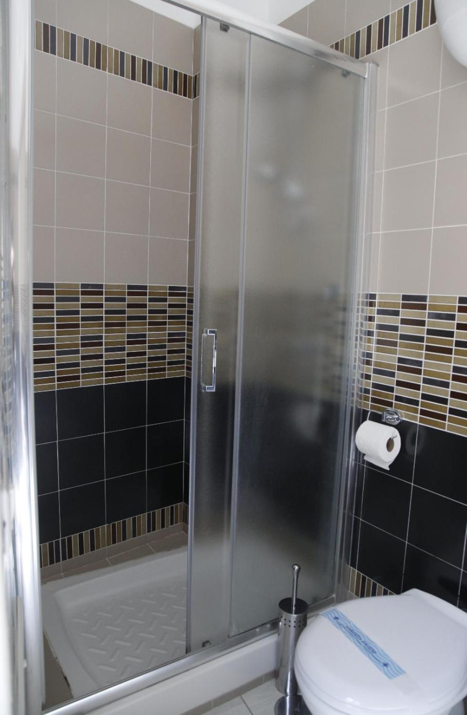 Grey Apartment Caiazzo المظهر الخارجي الصورة